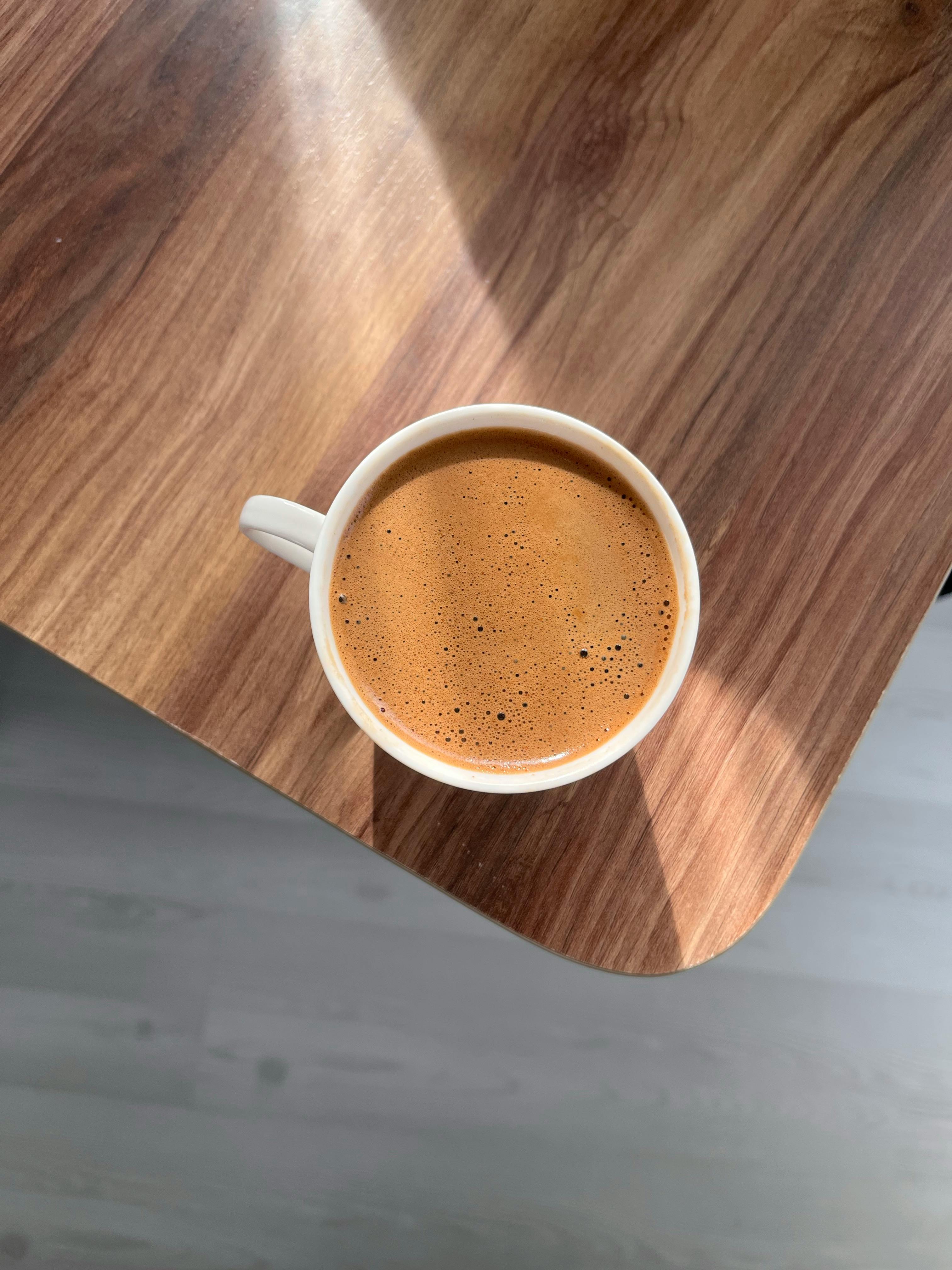 Flat white with fine microfoam